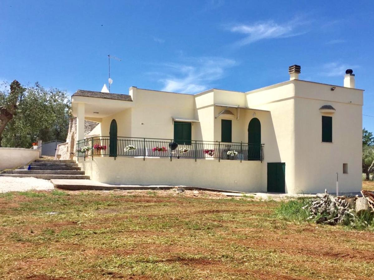 Villa Degli Ulivi Чельє-Мессапіка Екстер'єр фото